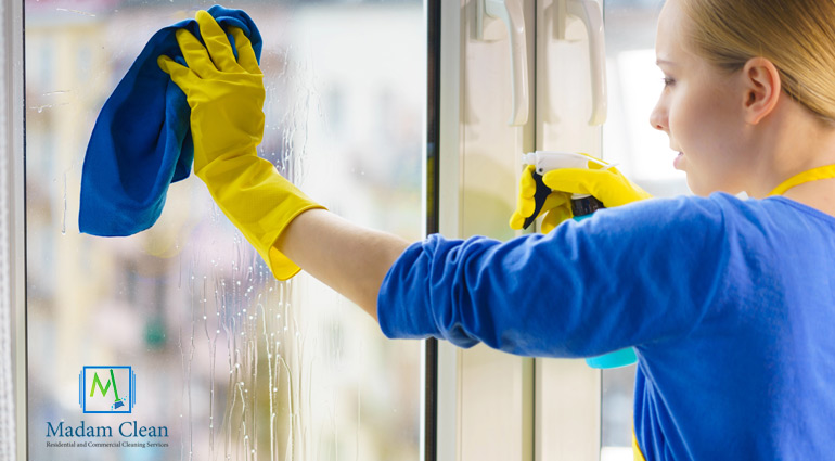 Top 10 Tips Maintain Clean Home Holiday Season Banner